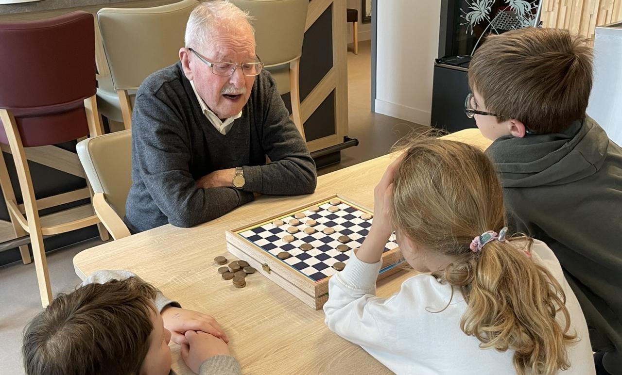 Activites Maison Saint Louis Rennes Rencontre Intergenerationelle 2